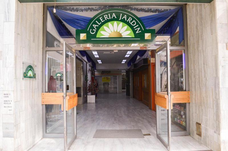 Dpto Galeria Jardin Apartment Neuquen