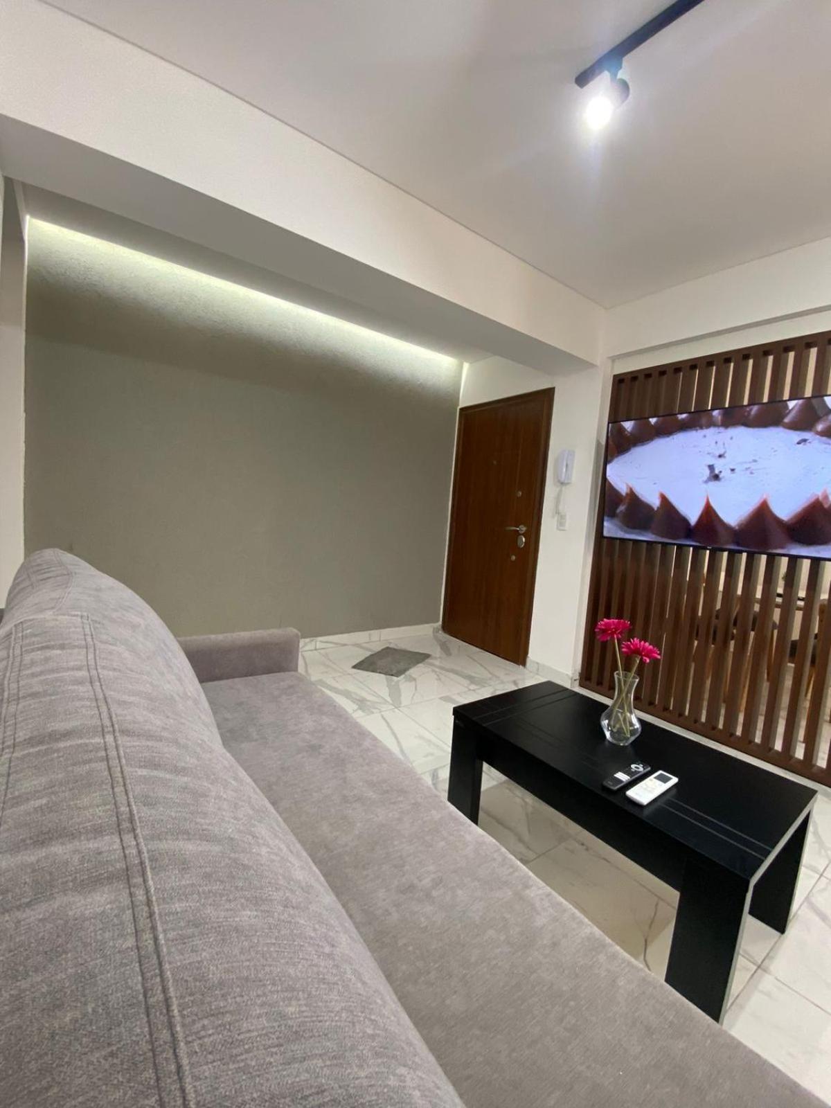 Dpto Galeria Jardin Apartment
